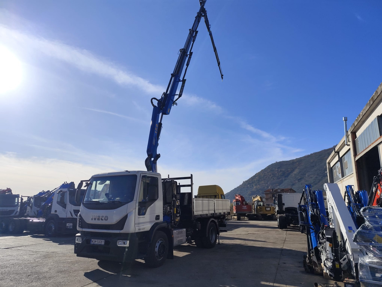 IVECO EUROCARGO 180-250 - Автоманипулятор, Автоманипулятор: фото 4 IVECO EUROCARGO 180-250 - Автоманипулятор, Автоманипулятор: фото 4