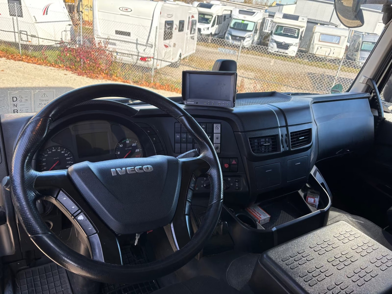 IVECO STRALIS 260S36 - Грузовик с закрытым кузовом: фото 3 IVECO STRALIS 260S36 - Грузовик с закрытым кузовом: фото 3