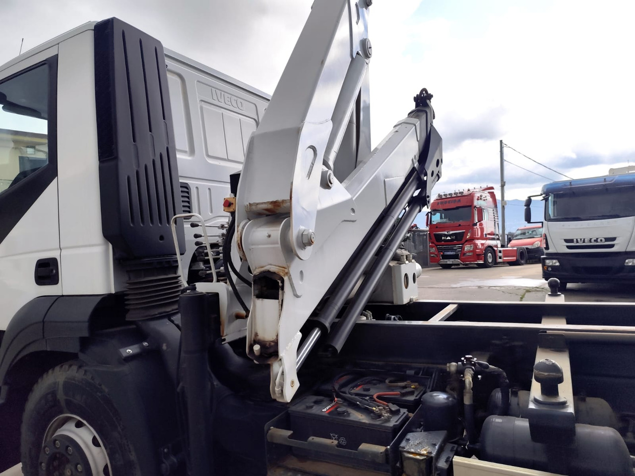 IVECO STRALIS AD 190S31P - Автоманипулятор, Самосвал: фото 3 IVECO STRALIS AD 190S31P - Автоманипулятор, Самосвал: фото 3