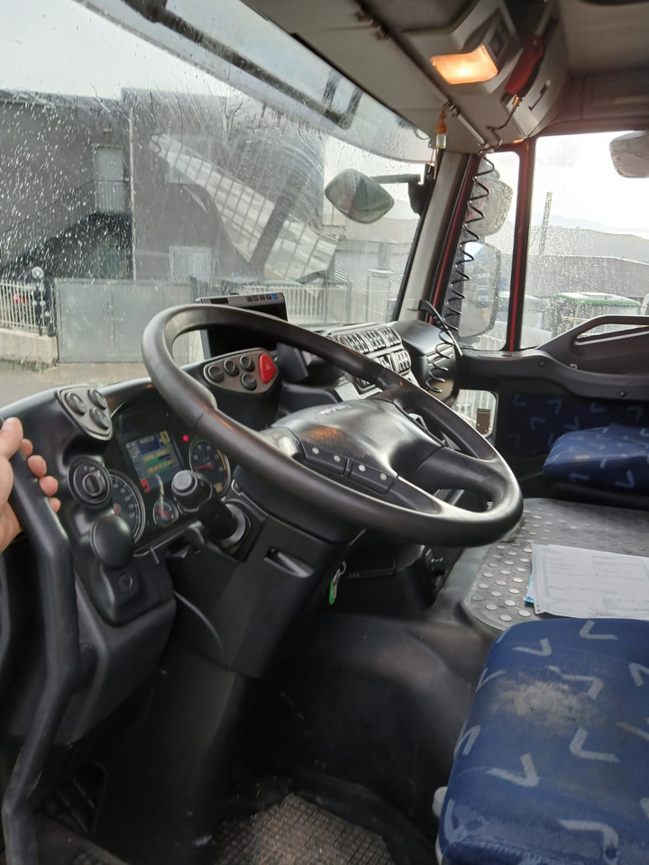 IVECO STRALIS AD 260S31 - Грузовик-шасси: фото 4 IVECO STRALIS AD 260S31 - Грузовик-шасси: фото 4