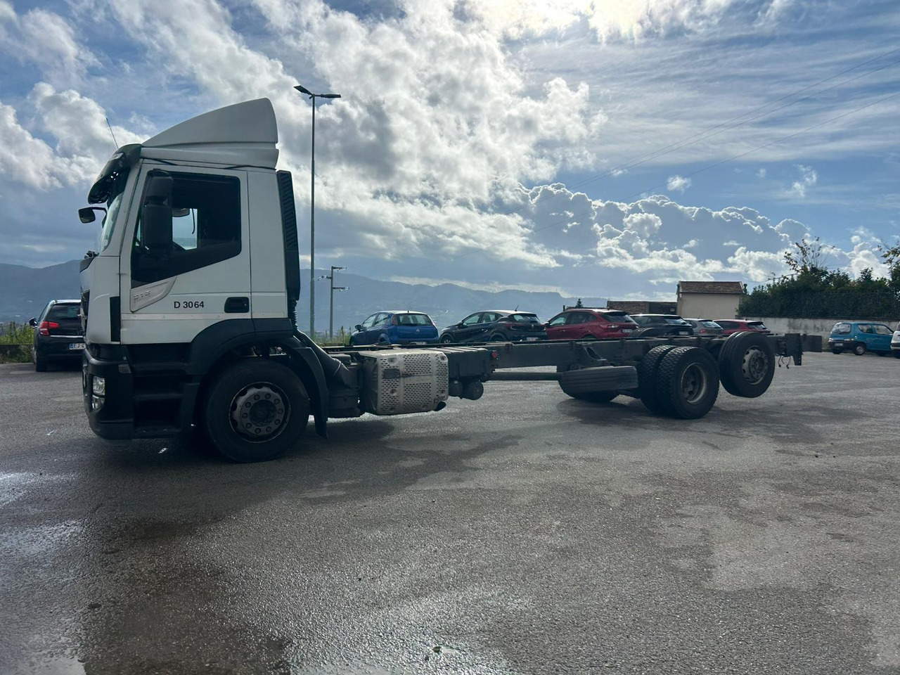 IVECO STRALIS AD 260S31 XP - Грузовик-шасси: фото 3 IVECO STRALIS AD 260S31 XP - Грузовик-шасси: фото 3