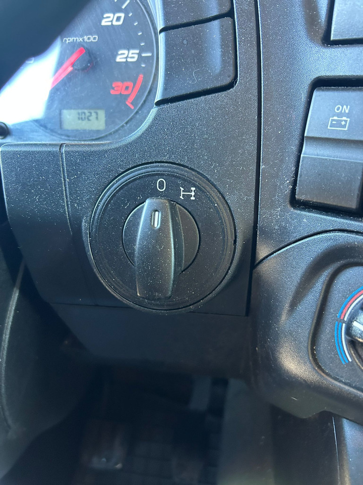 Грузовик-шасси IVECO STRALIS AD 260S31 XP: фото 23 Грузовик-шасси IVECO STRALIS AD 260S31 XP: фото 23