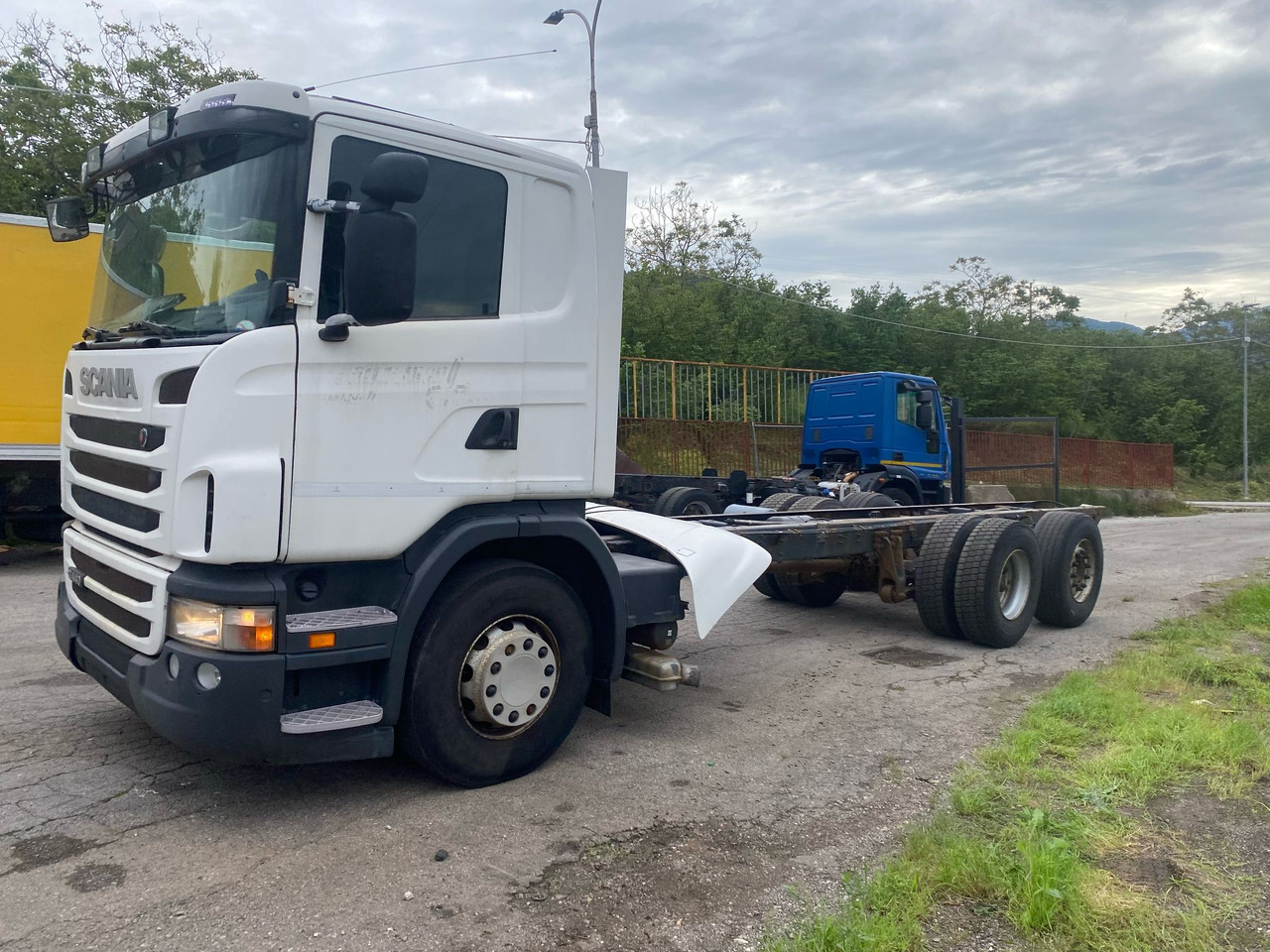 SCANIA G440 - Грузовик-шасси: фото 3 SCANIA G440 - Грузовик-шасси: фото 3