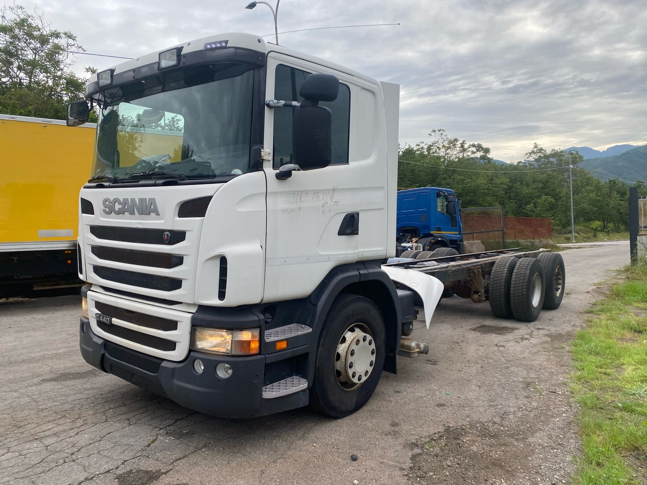 SCANIA G440 - Грузовик-шасси: фото 1 SCANIA G440 - Грузовик-шасси: фото 1