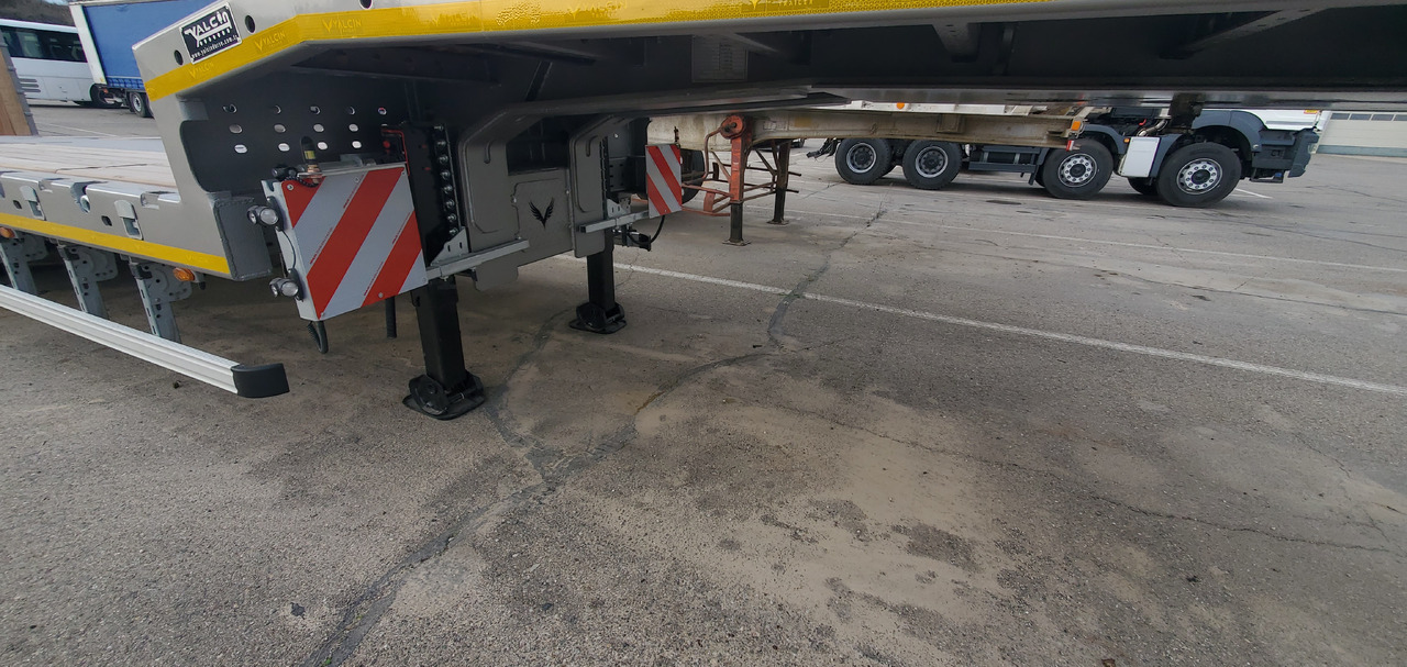 YALCIN 3 ESSIEUX STD - Низкорамный полуприцеп: фото 5 YALCIN 3 ESSIEUX STD - Низкорамный полуприцеп: фото 5