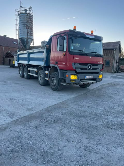 MERCEDES-BENZ actros - Самосвал, Автоманипулятор: фото 1 MERCEDES-BENZ actros - Самосвал, Автоманипулятор: фото 1