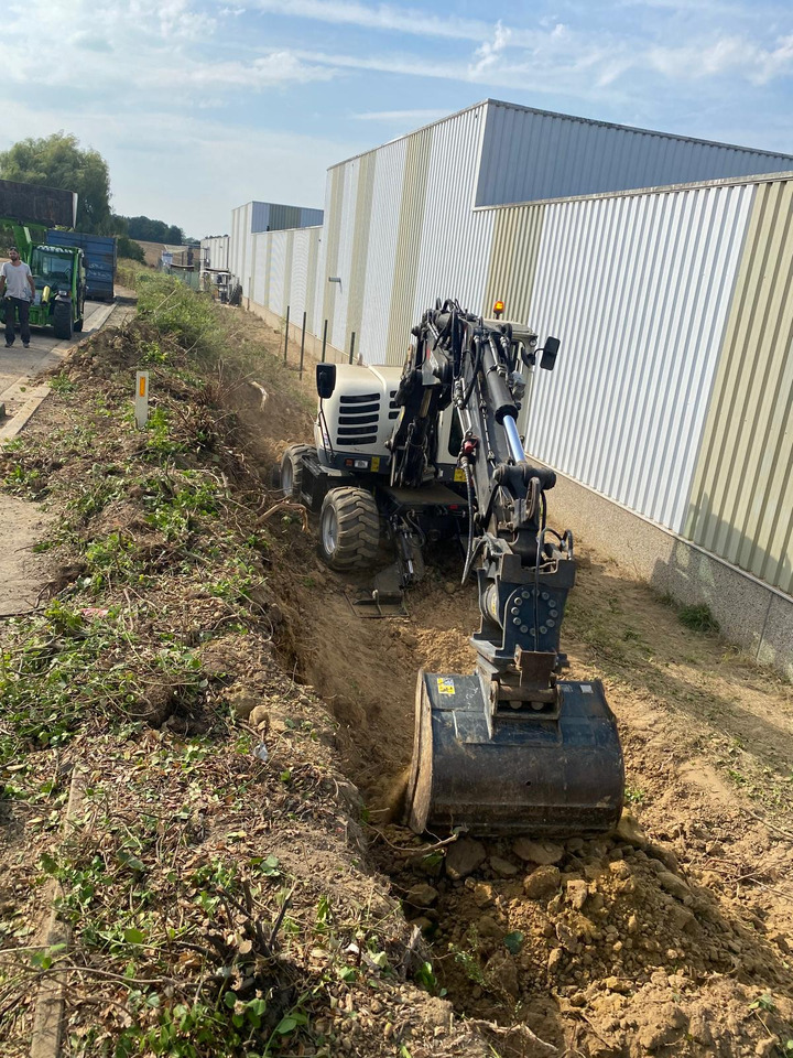 SCHAEFF TW95 - Колёсный экскаватор: фото 3 SCHAEFF TW95 - Колёсный экскаватор: фото 3