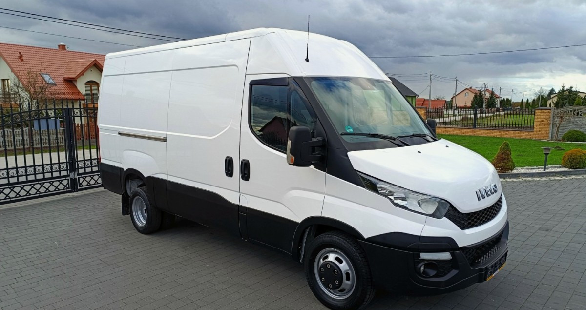 Iveco Daily 35C13 Blaszak L3H2 na bliźniakach VAT 23 - Цельнометаллический фургон: фото 3 Iveco Daily 35C13 Blaszak L3H2 na bliźniakach VAT 23 - Цельнометаллический фургон: фото 3
