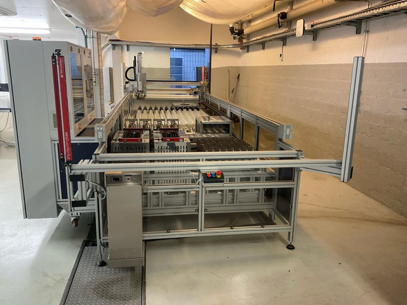 Tecnorama 4R/200-SHAKE 2/WS216 - Строительная техника: фото 2 Tecnorama 4R/200-SHAKE 2/WS216 - Строительная техника: фото 2