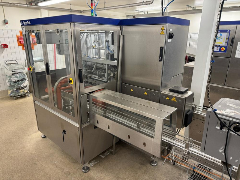 Tetra Pak Filmwrapper - Упаковочное оборудование: фото 4 Tetra Pak Filmwrapper - Упаковочное оборудование: фото 4