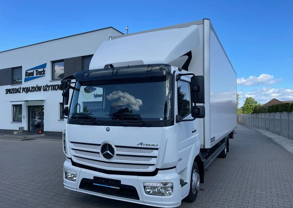 Mercedes-Benz ATEGO 818, IZOTERMA OGRZEWANA! - Грузовик с закрытым кузовом: фото 1 Mercedes-Benz ATEGO 818, IZOTERMA OGRZEWANA! - Грузовик с закрытым кузовом: фото 1