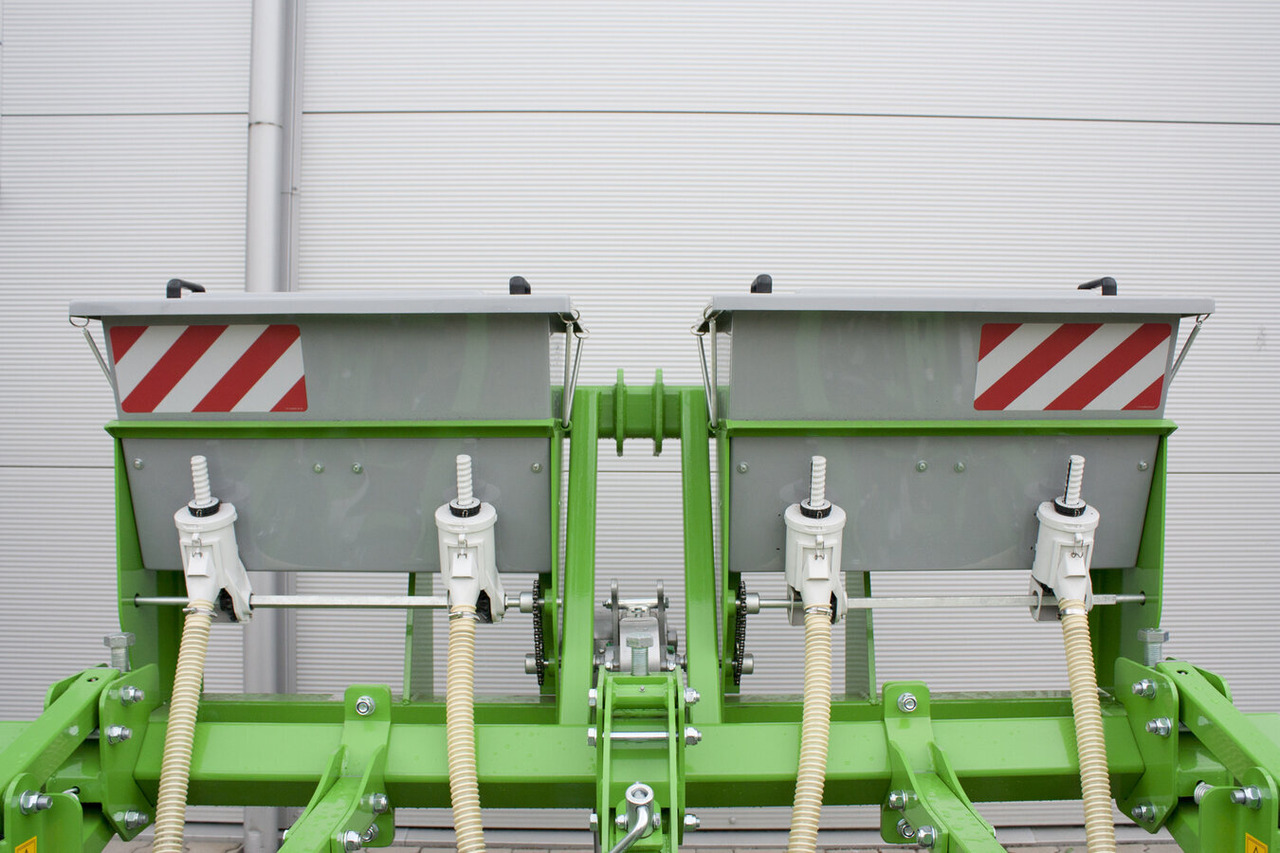 BOMET FERTILISEUR LIQUIDE POUR BINEUSE P 470 W - 2 RANGS NEMBUS - Техника для внесения удобрений: фото 1 BOMET FERTILISEUR LIQUIDE POUR BINEUSE P 470 W - 2 RANGS NEMBUS - Техника для внесения удобрений: фото 1