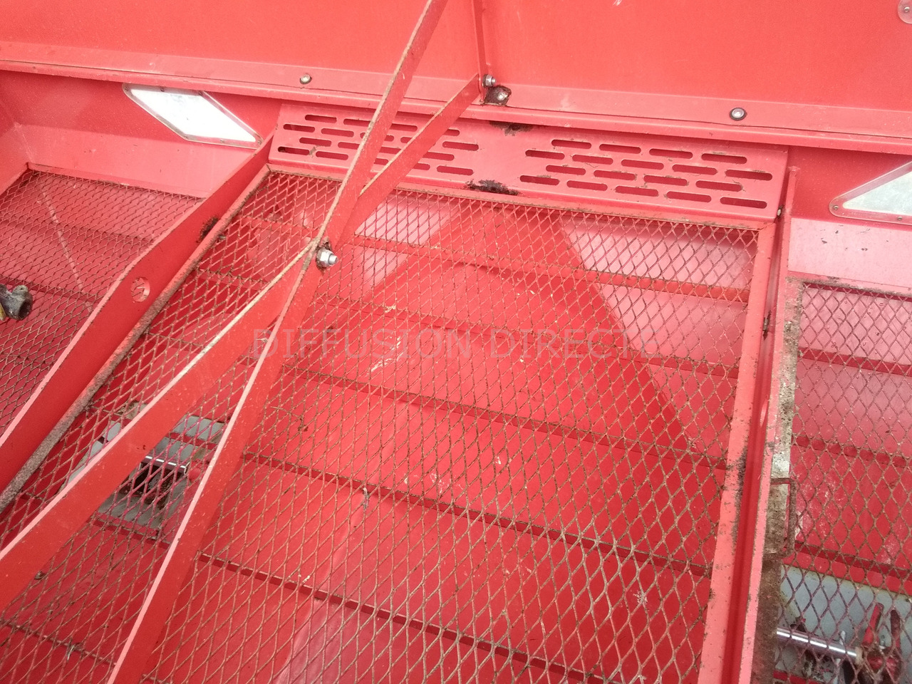 KUHN DISTRIBUTEUR D'ENGRAIS MDS 1141 - Разбрасыватель удобрений: фото 5 KUHN DISTRIBUTEUR D'ENGRAIS MDS 1141 - Разбрасыватель удобрений: фото 5