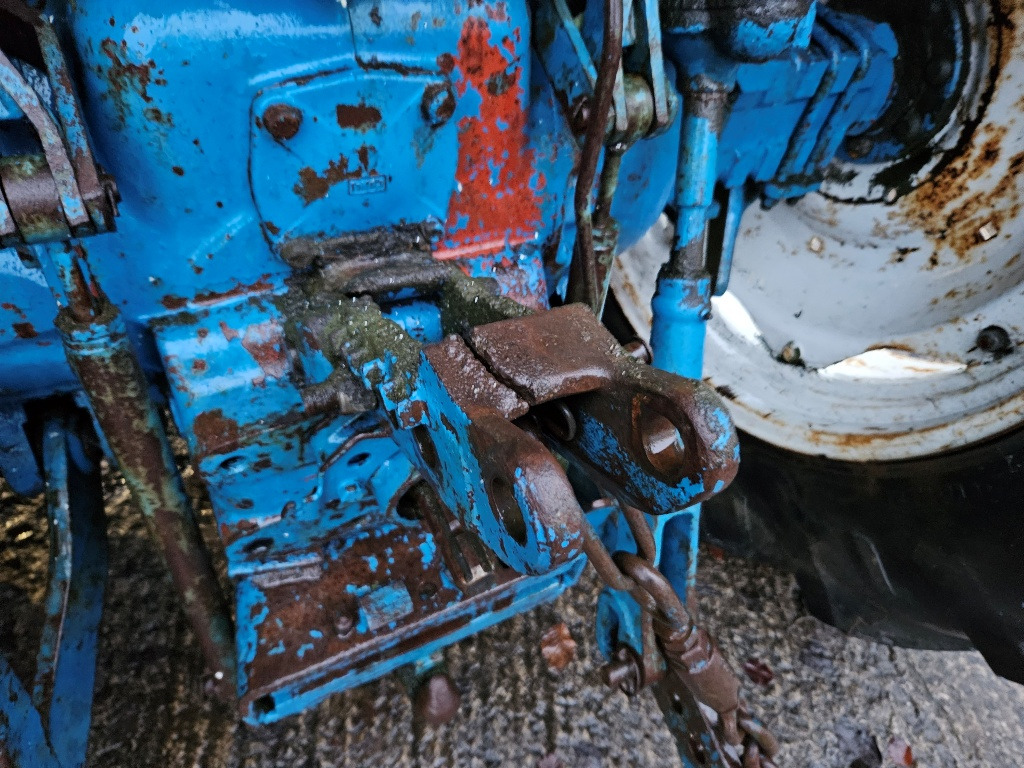 Ford 7700 2wd Tractor - Трактор: фото 5 Ford 7700 2wd Tractor - Трактор: фото 5