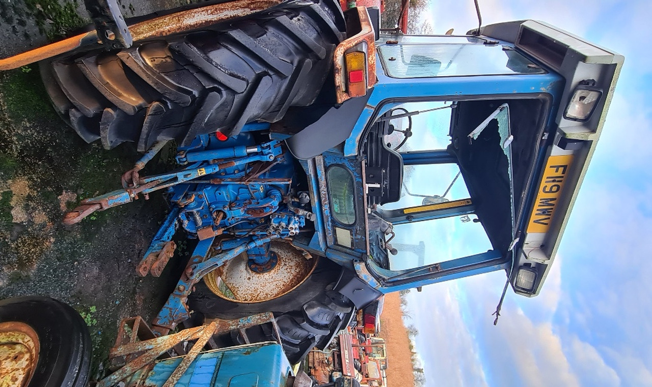 Ford 7810 4×4 Tractor - Трактор: фото 3 Ford 7810 4×4 Tractor - Трактор: фото 3