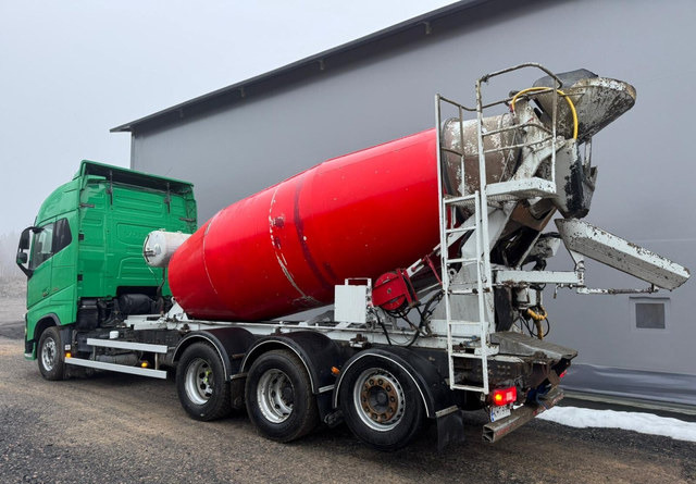 VolvoFH16 650 8x4 - Автобетоносмеситель: фото 4 VolvoFH16 650 8x4 - Автобетоносмеситель: фото 4