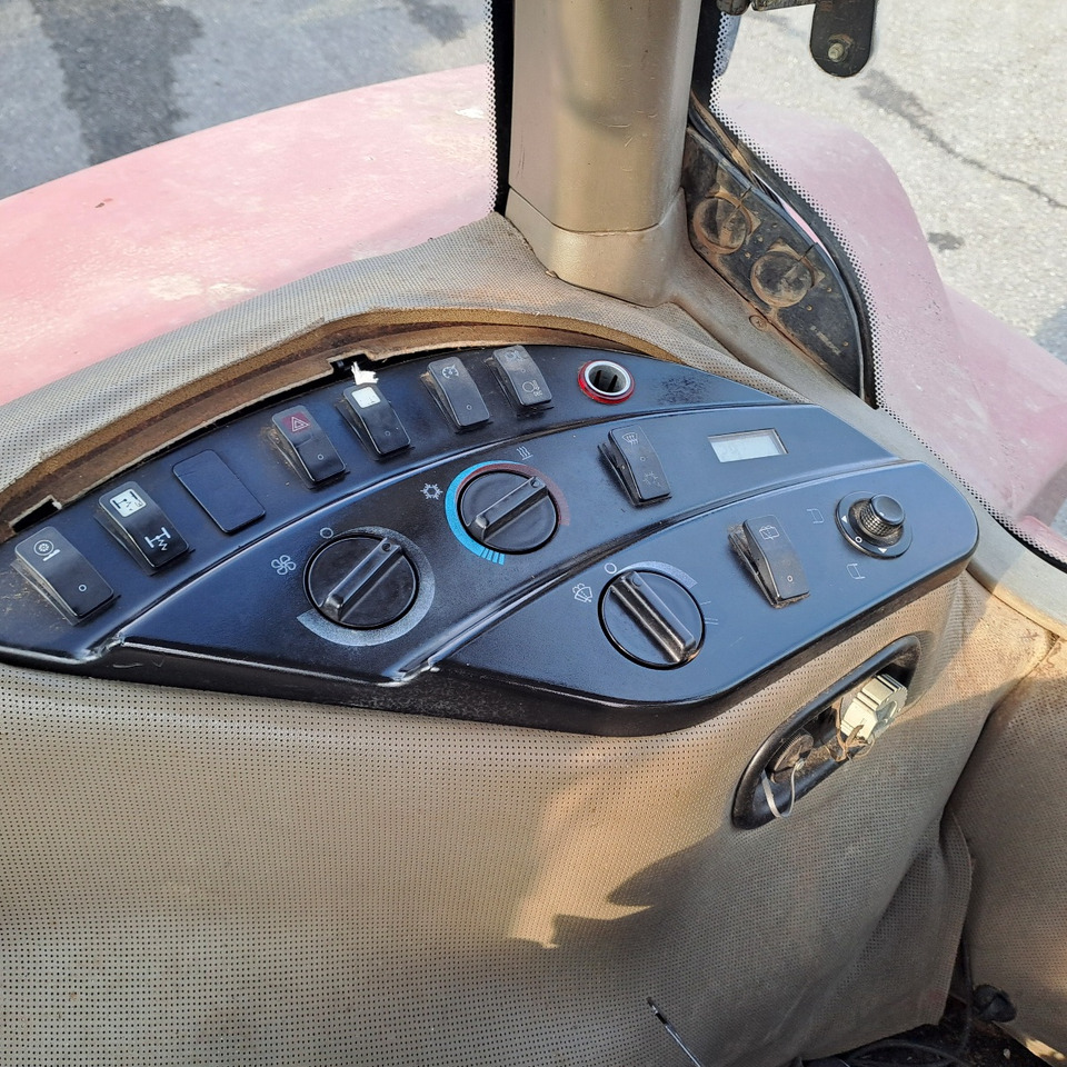 CASE MX 285 MAGNUM - Трактор: фото 5 CASE MX 285 MAGNUM - Трактор: фото 5