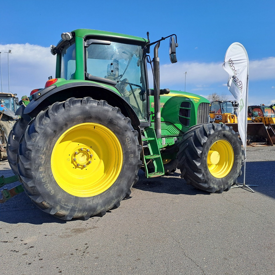 JOHN DEERE 7530 PREMIUM - Трактор: фото 2 JOHN DEERE 7530 PREMIUM - Трактор: фото 2