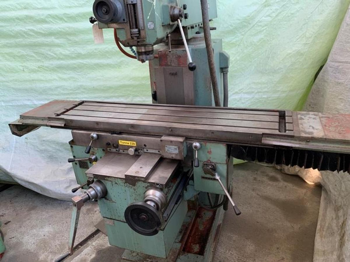 Mehrzweckfräsmaschine TOS - Фрезерный станок по металлу: фото 5 Mehrzweckfräsmaschine TOS - Фрезерный станок по металлу: фото 5