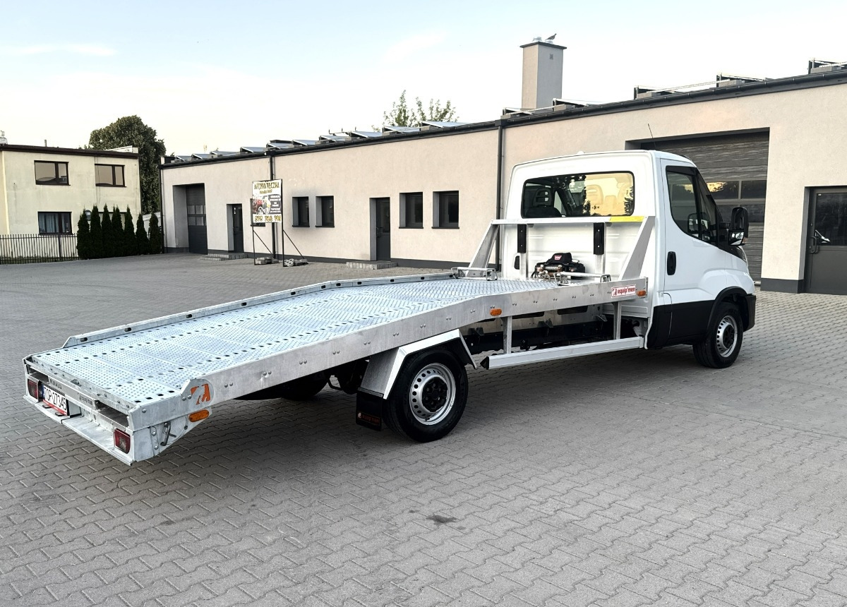 Iveco Daily 3.0 160KM Rok 2022 55 tys km przebiegu AUTOLAWETA Najazd laweta - Автовоз: фото 3 Iveco Daily 3.0 160KM Rok 2022 55 tys km przebiegu AUTOLAWETA Najazd laweta - Автовоз: фото 3
