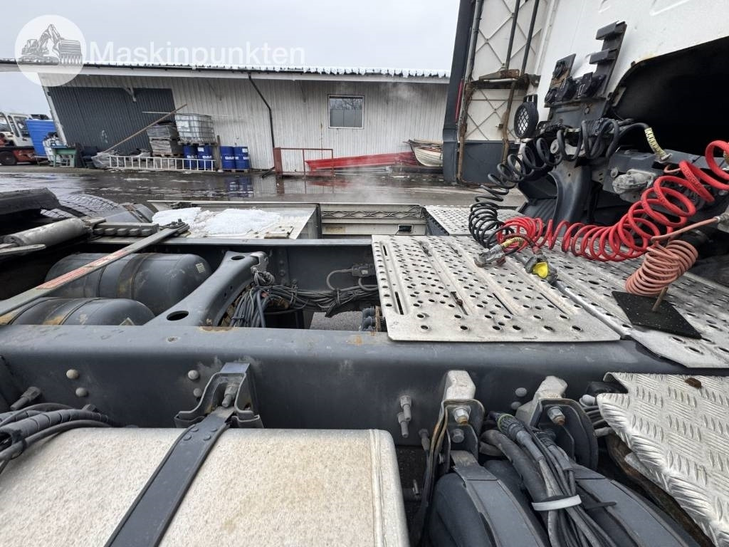 Тягач Scania R 420: фото 24