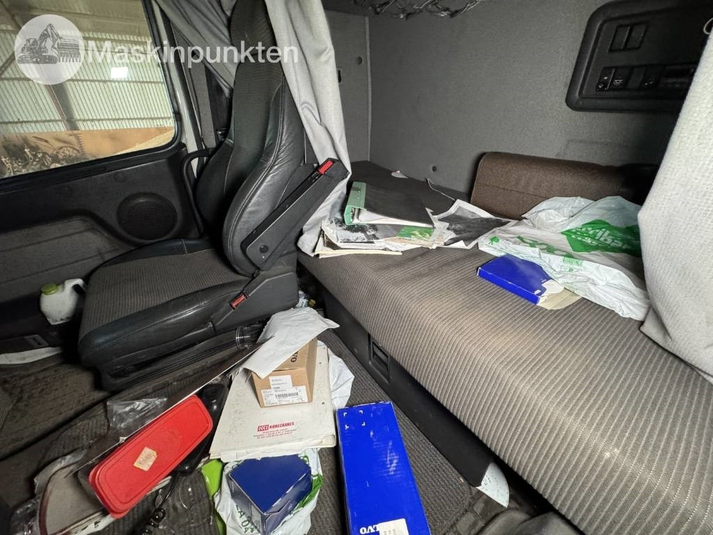 Тягач Volvo FH 12: фото 43