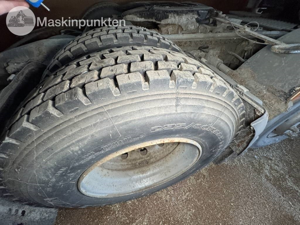 Тягач Volvo FH 12: фото 20