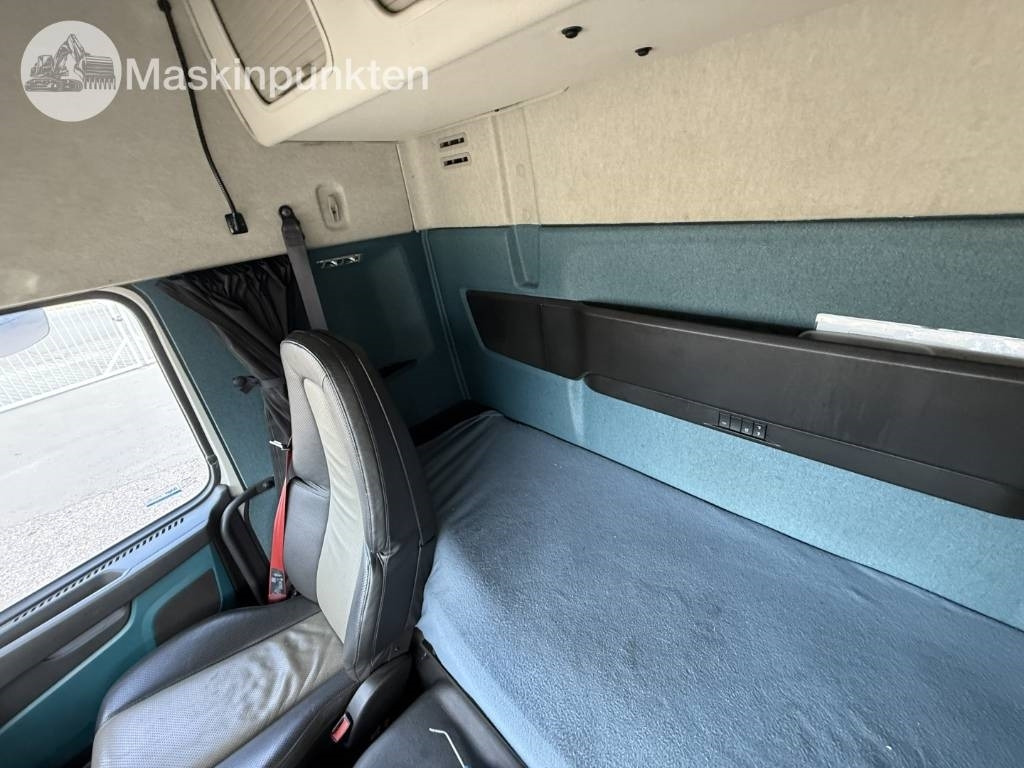 Грузовик-контейнеровоз/ Сменный кузов Volvo FM 460: фото 24