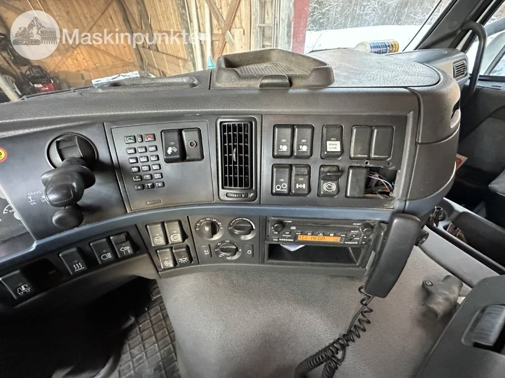 Автоманипулятор Volvo FM 480: фото 23