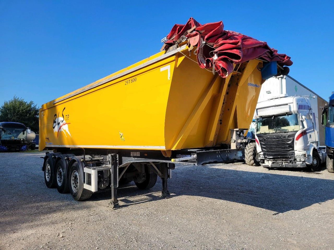 DIVERS GRANALU TP 3 ESSIEUX - Самосвальный полуприцеп: фото 1 DIVERS GRANALU TP 3 ESSIEUX - Самосвальный полуприцеп: фото 1