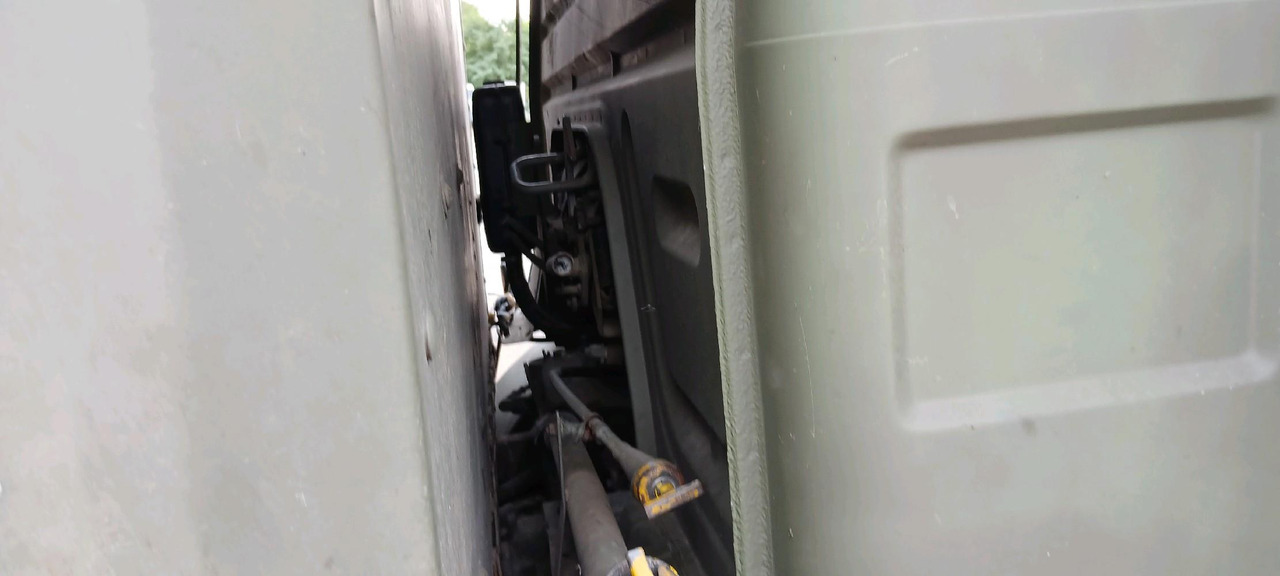 Коневоз RENAULT M180 PORTEUR BETAILLERE: фото 17 Коневоз RENAULT M180 PORTEUR BETAILLERE: фото 17