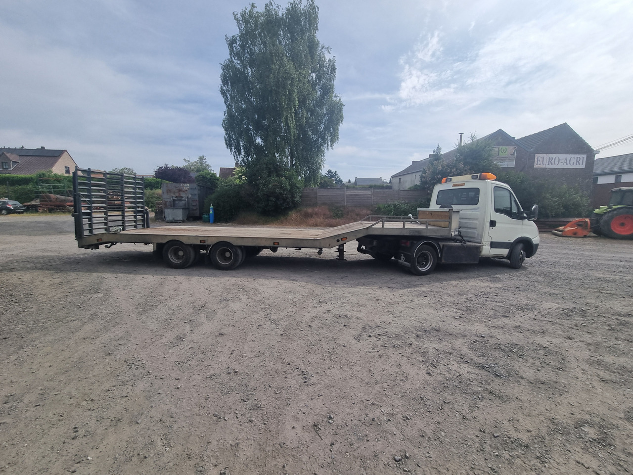 IVECO DAILY 35C18 - Малотоннажный седельный тягач: фото 4 IVECO DAILY 35C18 - Малотоннажный седельный тягач: фото 4