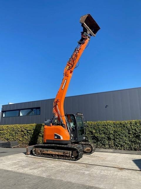 Doosan DX140 LCR-5 - Гусеничный экскаватор: фото 1 Doosan DX140 LCR-5 - Гусеничный экскаватор: фото 1