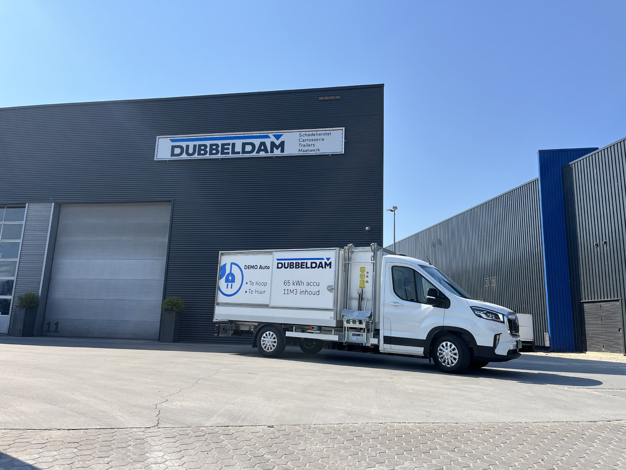 Maxus Delivery9 veegvuil zijbelader - Малотоннажный самосвал, Электрический фургон: фото 1 Maxus Delivery9 veegvuil zijbelader - Малотоннажный самосвал, Электрический фургон: фото 1