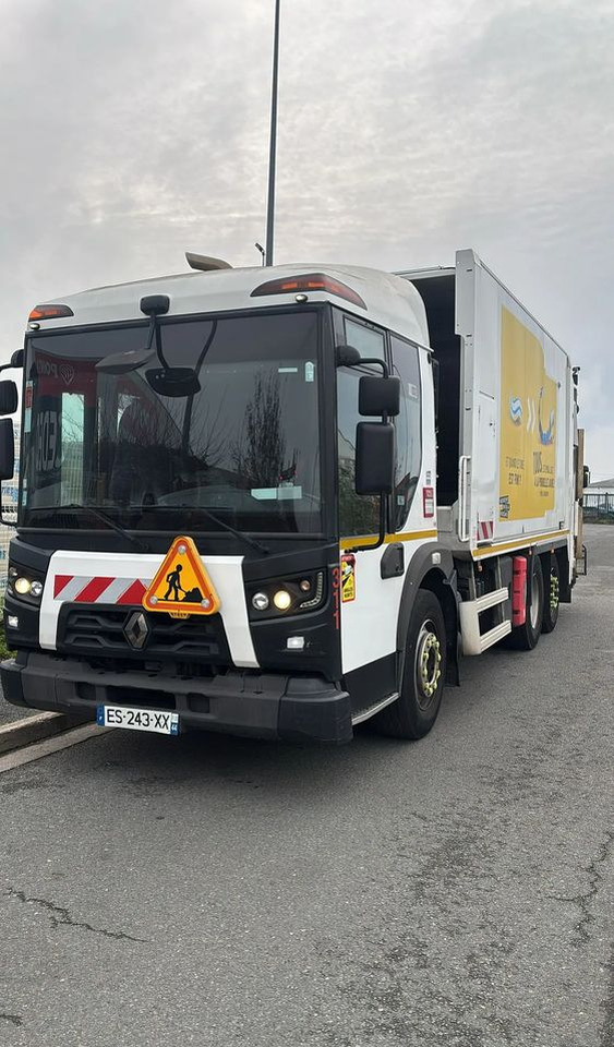 Renault D26 ŚMIECIARKA - Мусоровоз: фото 1 Renault D26 ŚMIECIARKA - Мусоровоз: фото 1
