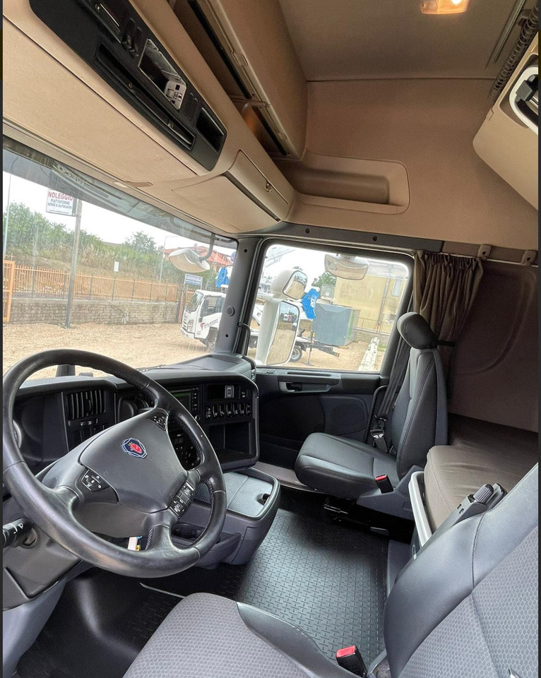 SCANIA R490 TOP LINE - Тягач: фото 3 SCANIA R490 TOP LINE - Тягач: фото 3