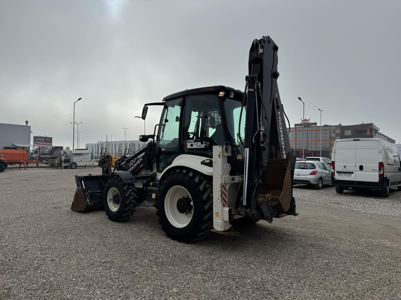 HIDROMEK HMK102B - Экскаватор-погрузчик: фото 5 HIDROMEK HMK102B - Экскаватор-погрузчик: фото 5