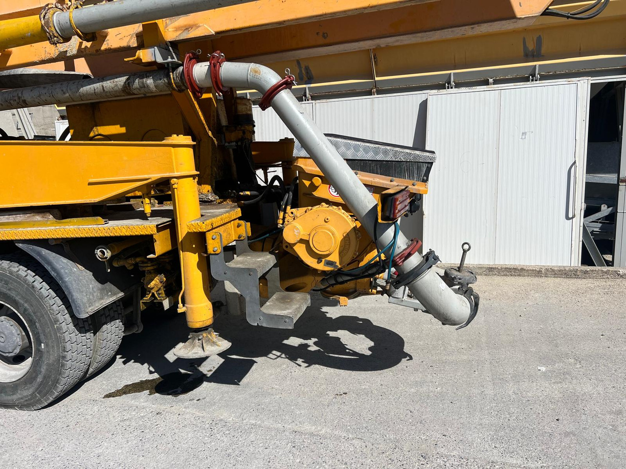 MERCEDES-BENZ ACTROS 3332 ELBA SCHWING 36M - Автобетононасос: фото 3 MERCEDES-BENZ ACTROS 3332 ELBA SCHWING 36M - Автобетононасос: фото 3