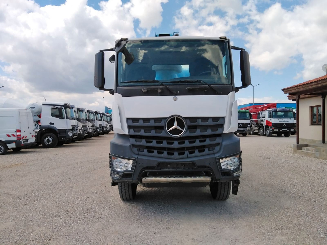 Mercedes-Benz AROCS 4140 CIFA MAGNUM MK28.4L 8X6 - Автобетононасос-смеситель: фото 2 Mercedes-Benz AROCS 4140 CIFA MAGNUM MK28.4L 8X6 - Автобетононасос-смеситель: фото 2