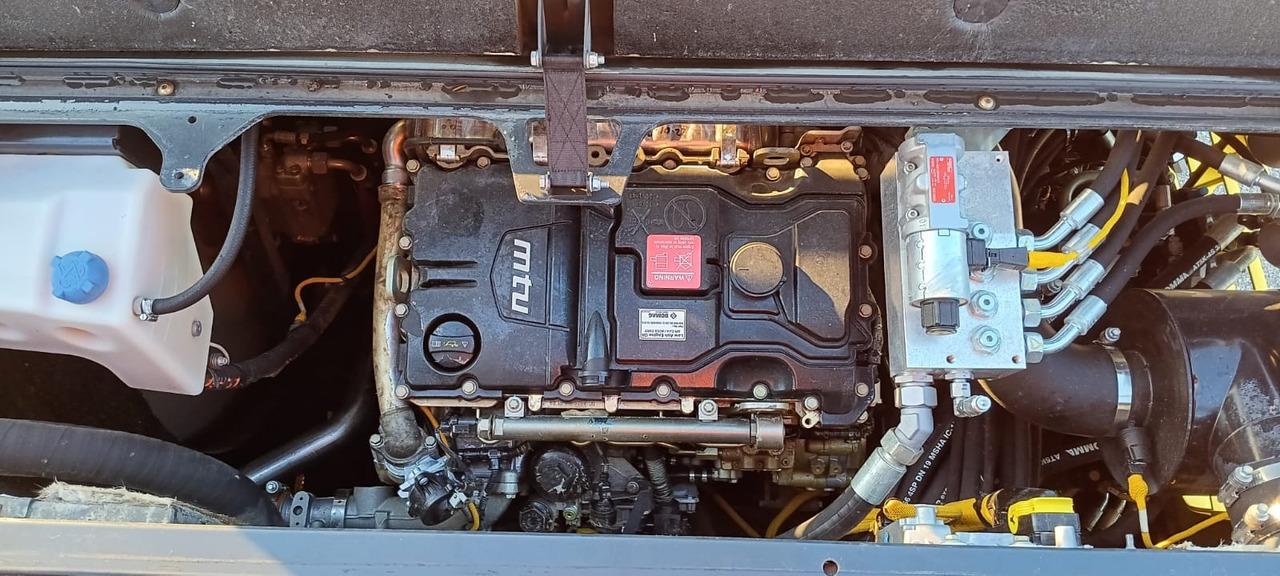 BOMAG IT BF 700 C-2 S500 Stage IV/Tier 4f - Асфальтоукладчик: фото 4 BOMAG IT BF 700 C-2 S500 Stage IV/Tier 4f - Асфальтоукладчик: фото 4