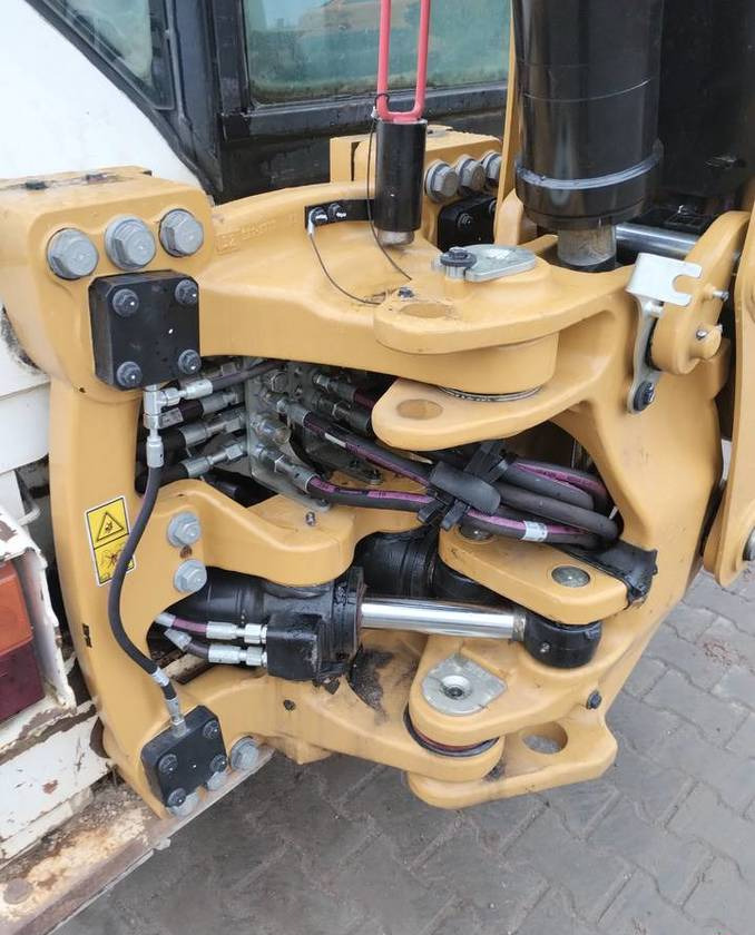 CAT Caterpillar 428E - Экскаватор-погрузчик: фото 5 CAT Caterpillar 428E - Экскаватор-погрузчик: фото 5