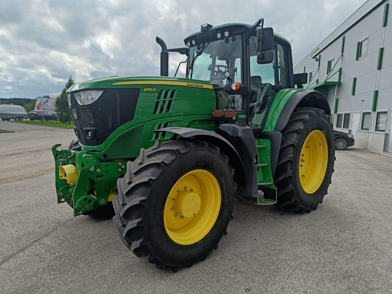 John Deere 6195M - Трактор: фото 3 John Deere 6195M - Трактор: фото 3