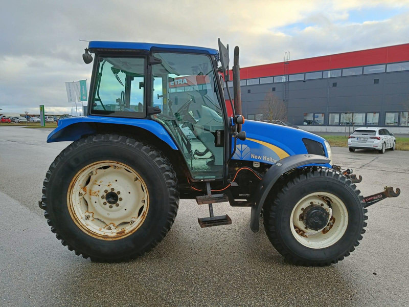 Трактор New Holland T 5050: фото 6 Трактор New Holland T 5050: фото 6