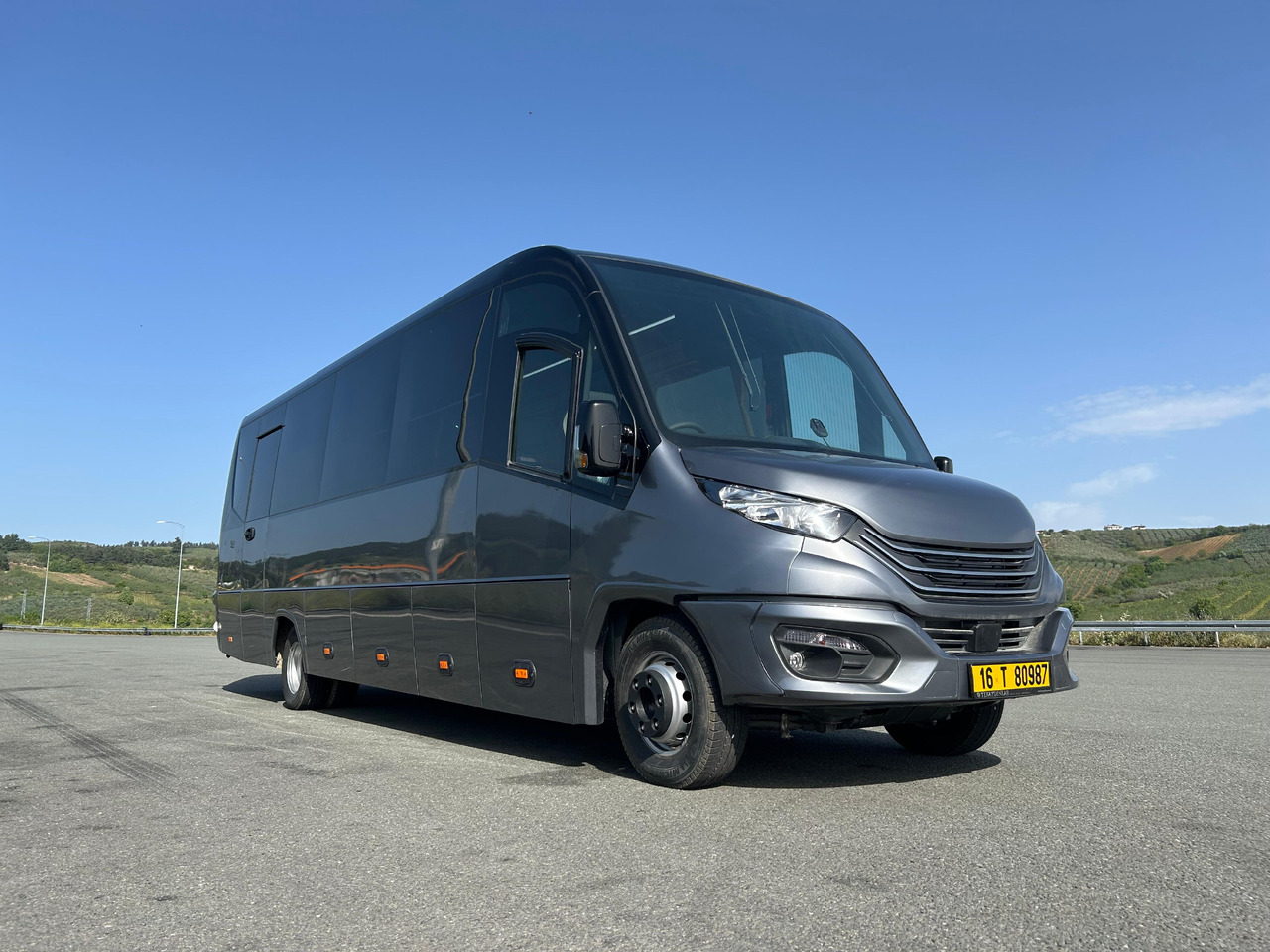 IVECO DAILY - RIGHT HAND DRIVE TOURISTIC VEHICLE - Туристический автобус: фото 1 IVECO DAILY - RIGHT HAND DRIVE TOURISTIC VEHICLE - Туристический автобус: фото 1