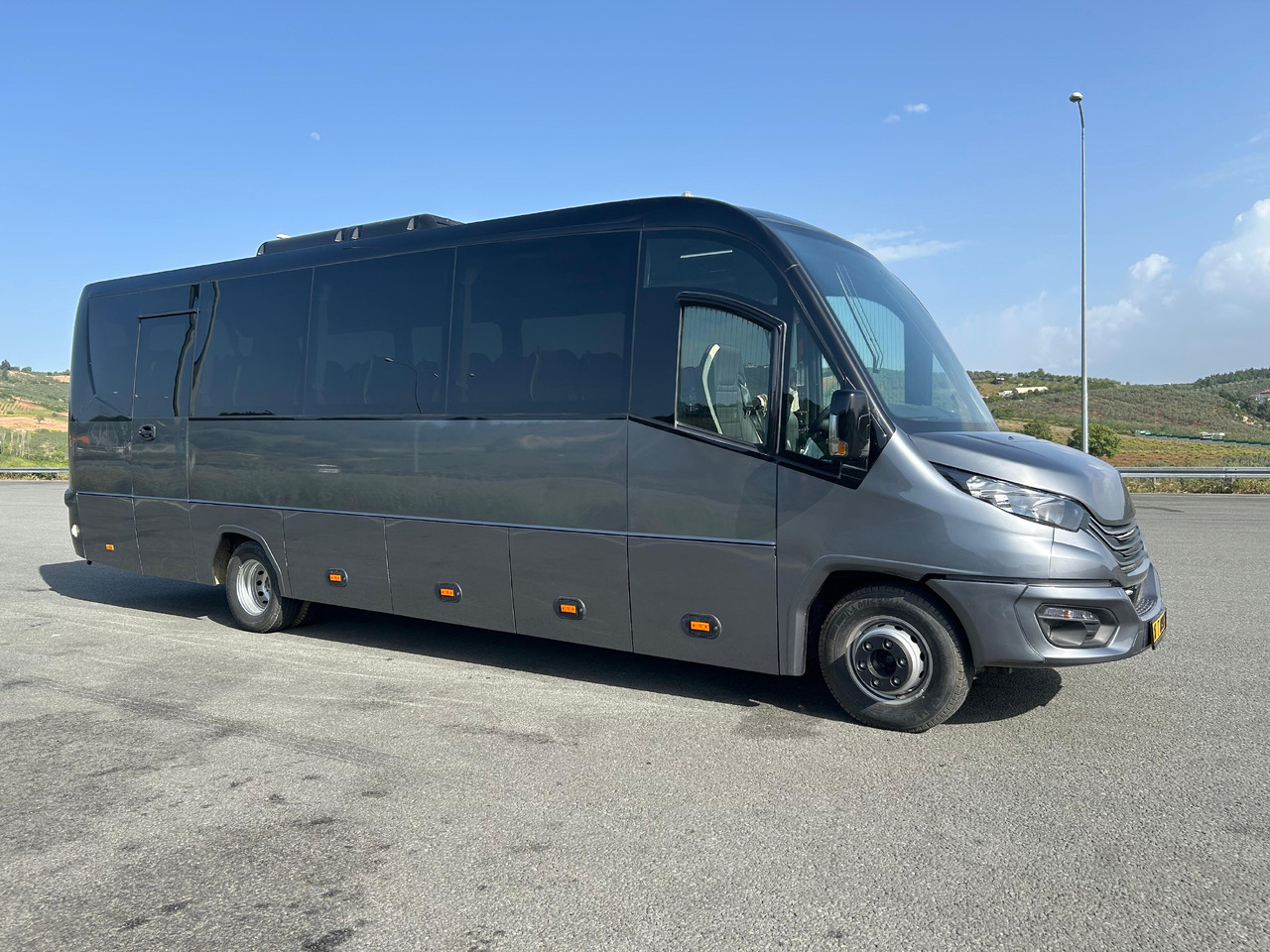 IVECO DAILY - RIGHT HAND DRIVE TOURISTIC VEHICLE - Туристический автобус: фото 3 IVECO DAILY - RIGHT HAND DRIVE TOURISTIC VEHICLE - Туристический автобус: фото 3