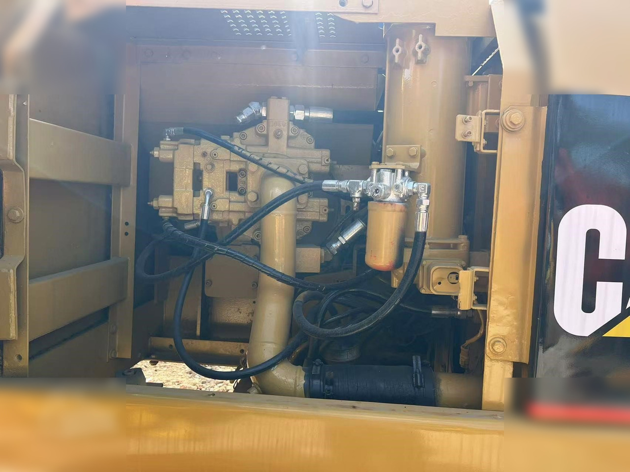 CATERPILLAR 320BL - Гусеничный экскаватор: фото 5 CATERPILLAR 320BL - Гусеничный экскаватор: фото 5