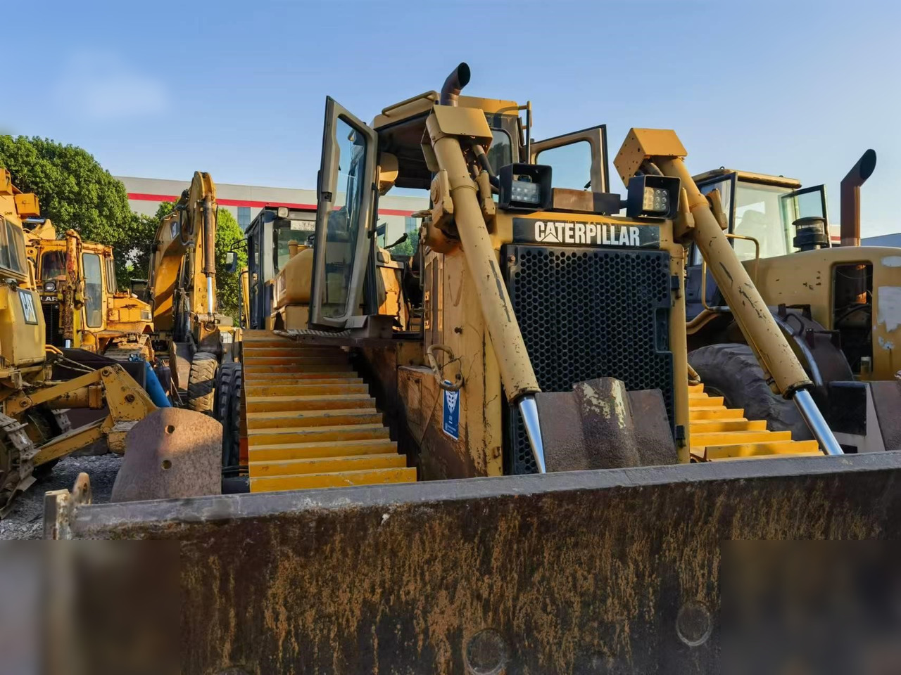 CATERPILLAR D6R LGP - Бульдозер: фото 4 CATERPILLAR D6R LGP - Бульдозер: фото 4