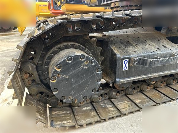 HITACHI ZX200-3G - Гусеничный экскаватор: фото 5 HITACHI ZX200-3G - Гусеничный экскаватор: фото 5