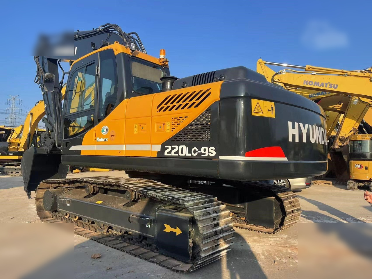 HYUNDAI ROBEX 220 LC-9S - Гусеничный экскаватор: фото 3 HYUNDAI ROBEX 220 LC-9S - Гусеничный экскаватор: фото 3