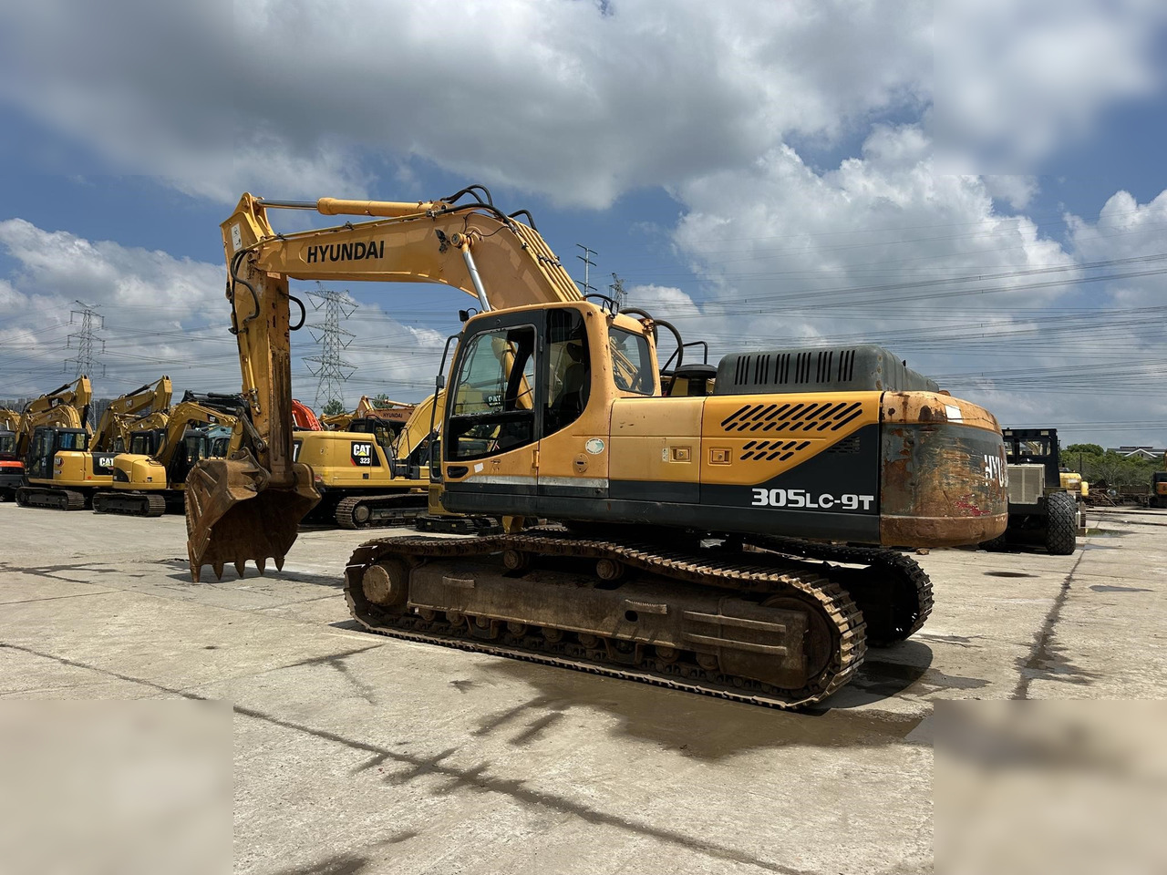 HYUNDAI ROBEX 305 LC-7 - Гусеничный экскаватор: фото 1 HYUNDAI ROBEX 305 LC-7 - Гусеничный экскаватор: фото 1